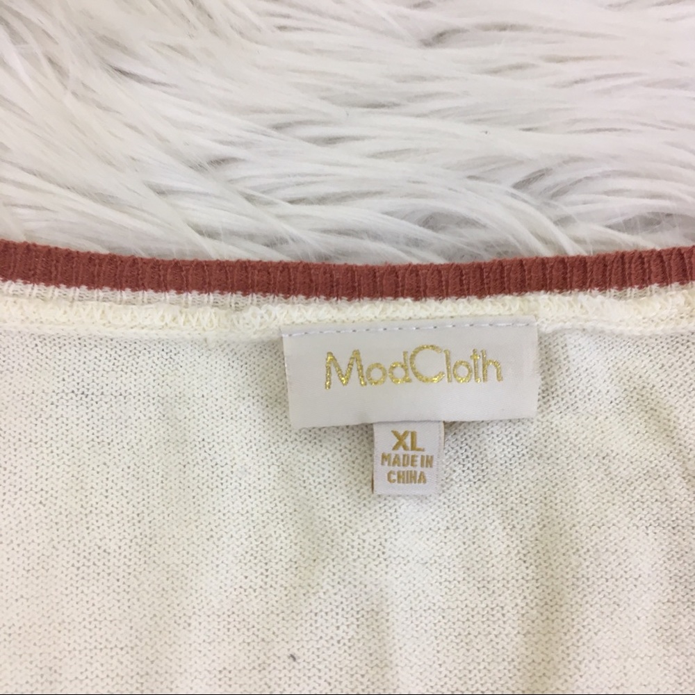🦋SOLD🦋Modcloth V-neck Retro Butterfly Sweater - Picture 3 of 7
